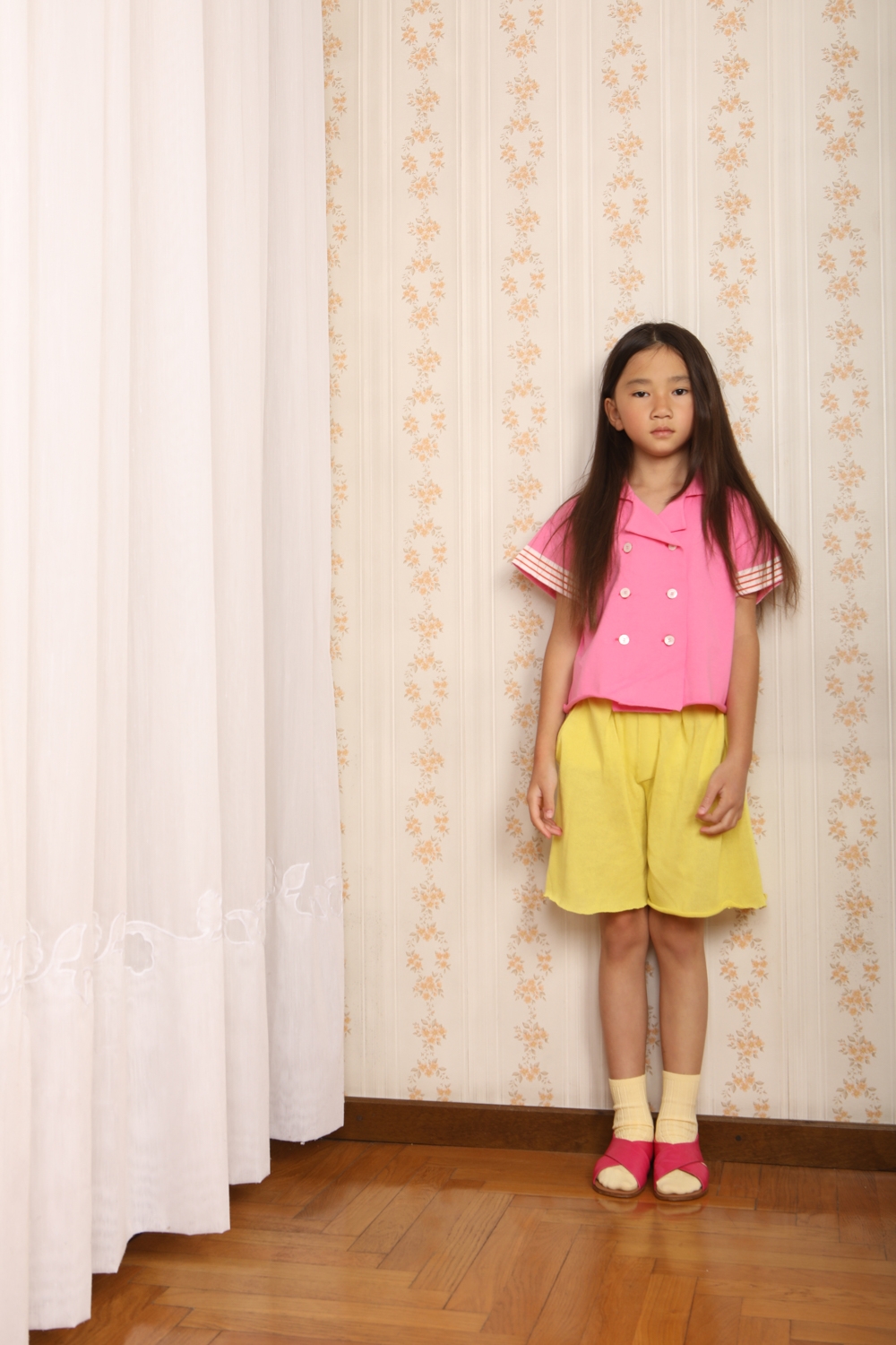 LIGNE NOIRE is a contemporary fashion label for kids